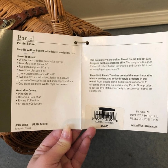 SOLD Picnic basket - Picture 4 of 8